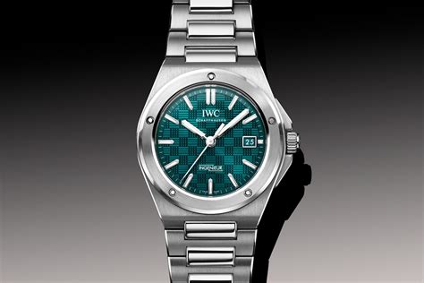 ingenieur automatic 40 aqua dial.